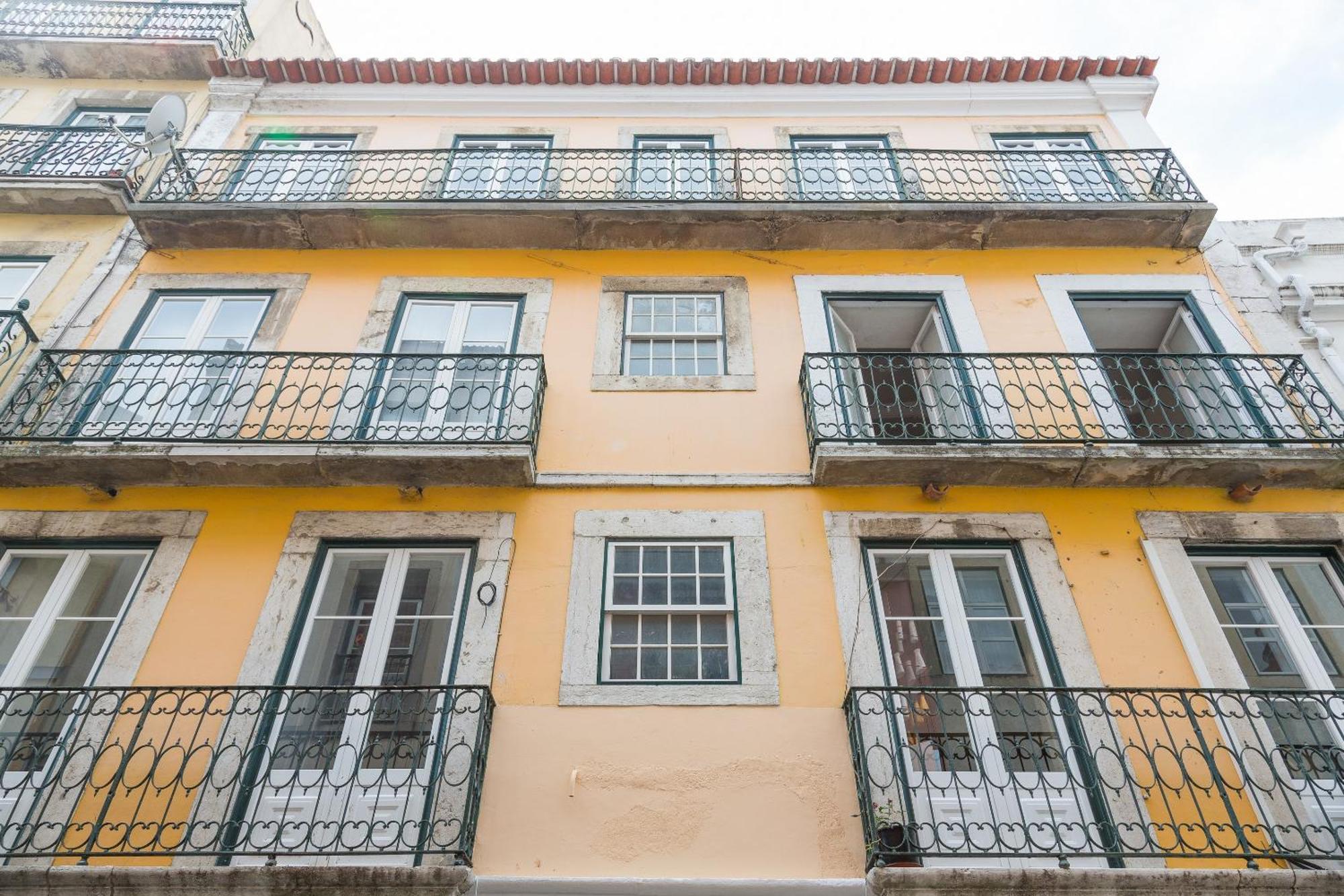 Alfama With Open Air - Up To 30 Guests Apartamento *